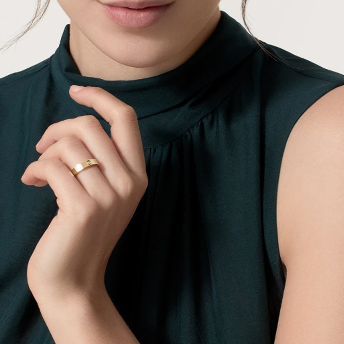Love Ring with 1 Diamond