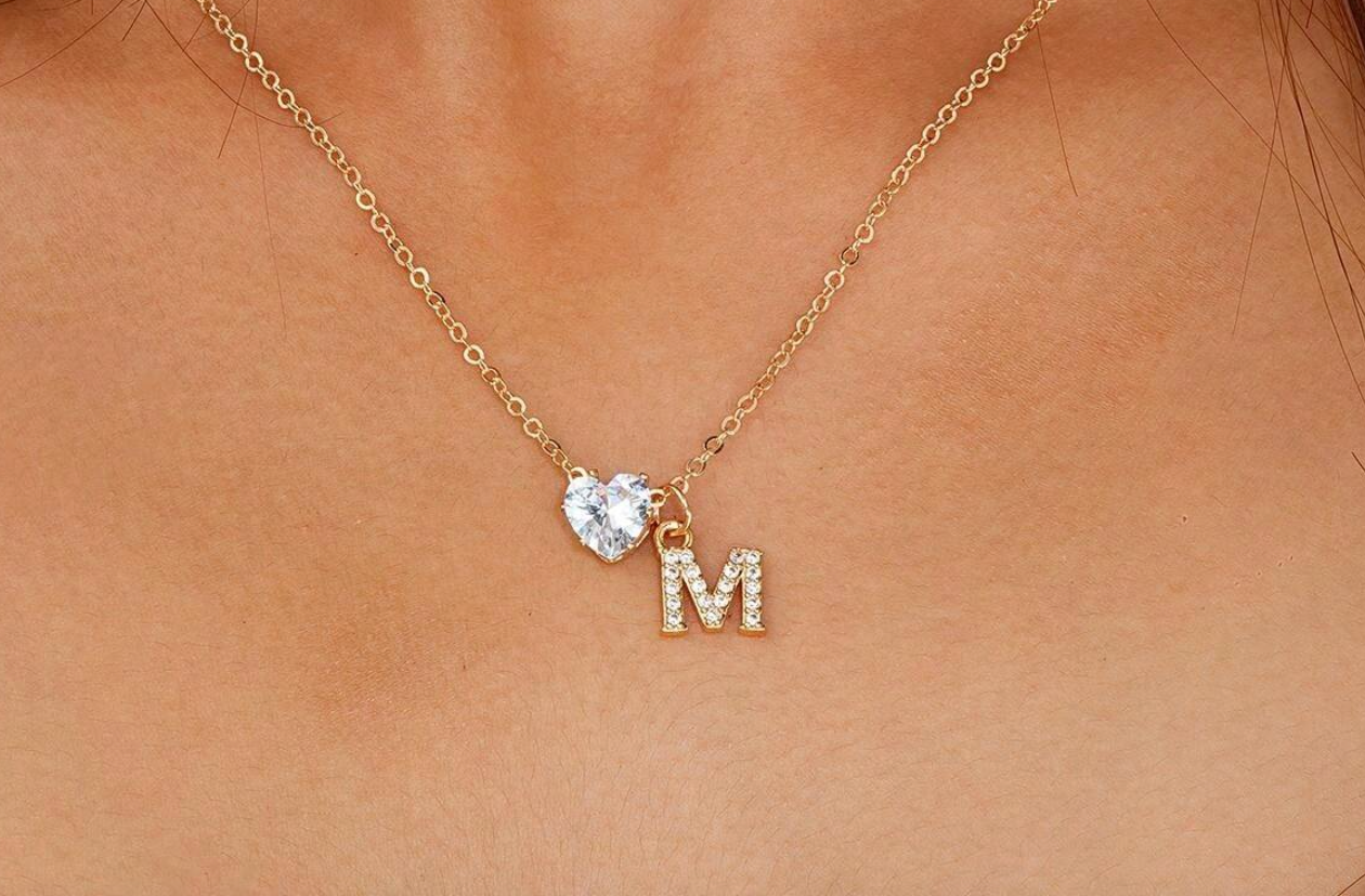 Anna Necklace - personalized letter with heart diamond