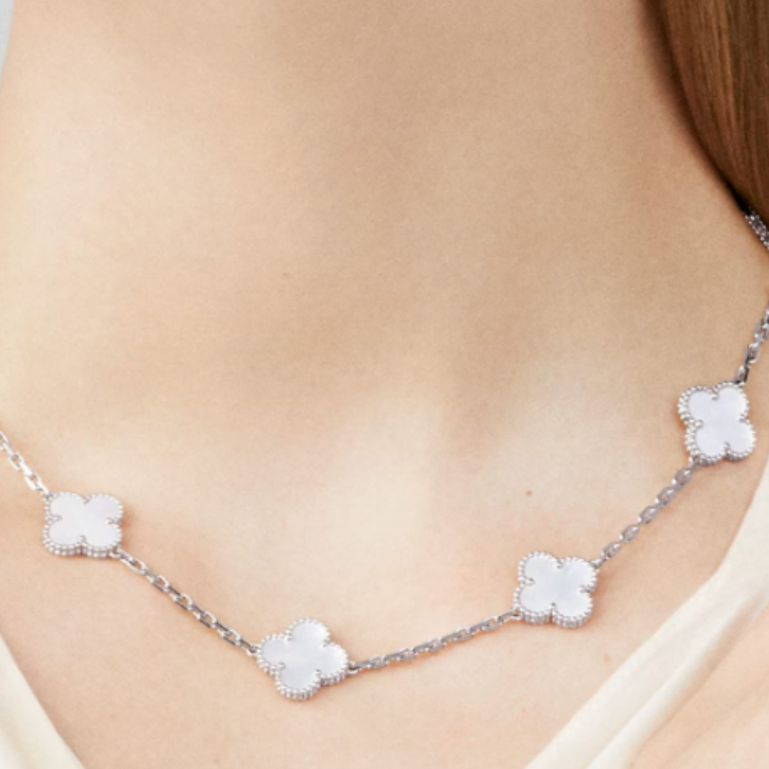 Coki Melli Necklace - White / Silver