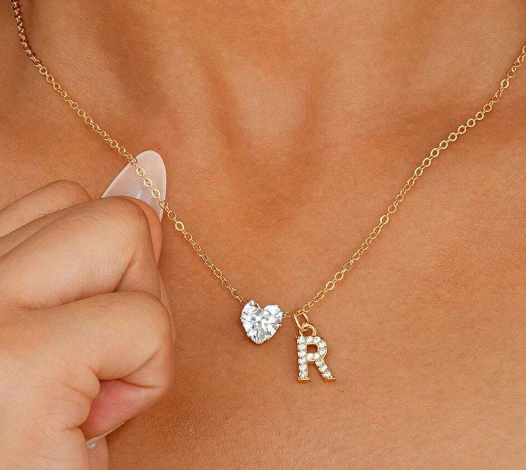 Anna Necklace - personalized letter with heart diamond