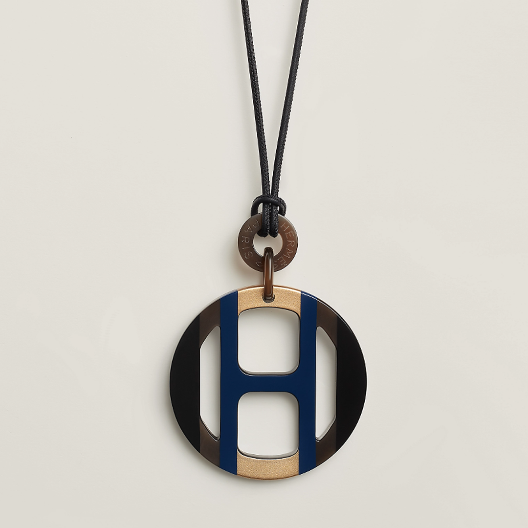 Helena Calla Necklace