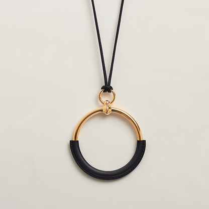 Helena Loop Necklace